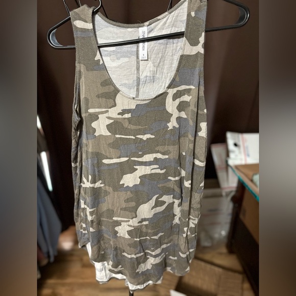 3 Sleepwear Dresses Abercrombie, Universal Thread & Zenana Premium - Picture 2 of 9